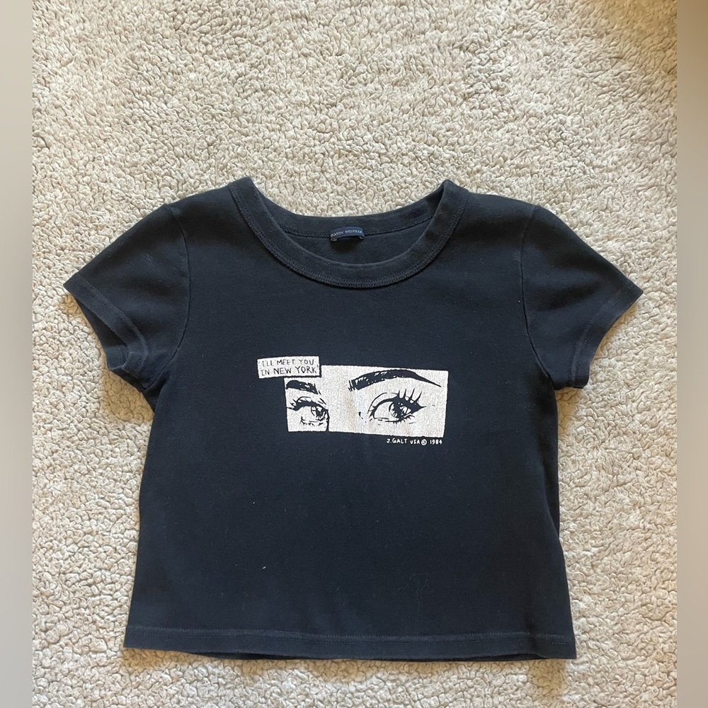BRANDY MELVILLE - graphic tee shirt
